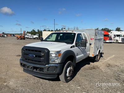 2012 Ford F-550 XL 4x2 Extended Cab شاحنة متعددة الاغراض
