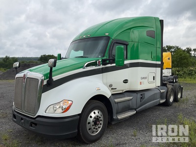 2014 Kenworth T680 6x4 Sleeper Prime Mover
