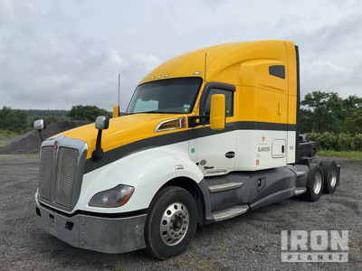 2014 Kenworth T680 6x4 Sleeper Prime Mover