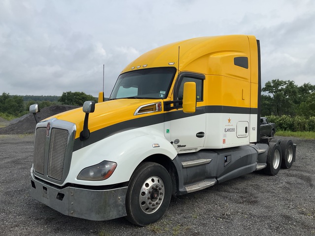 2014 Kenworth T680 6x4 T/A Sleeper Truck Tractor