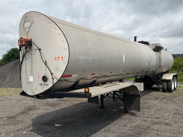 1973 Etnyre 6750 gal T/A Tanker Trailer