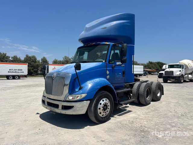 2010 International 8600 SBA 6x4 T/A Day Cab Truck Tractor