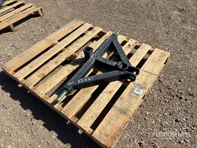 2026 TQH-26-02C Hitch Receiver Adapter 3-Point Hitch (Unused)