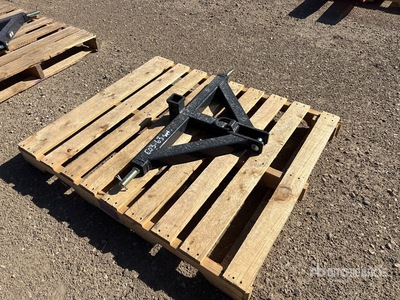 2026 TQH-26-02C Hitch Receiver Adapter 3-Point Hitch (Unused)