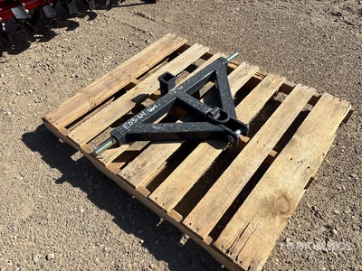 2026 TQH-26-02C Hitch Receiver Adapter 3-Point Hitch (Unused)