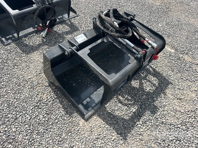 2026 Wolverine MSG-11-44W 44 in Mini Skid Steer Grapple Bucket (Unused)