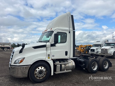 2023 Freightliner Cascadia 126 6x4 T/A Day Cab Truck Tractor