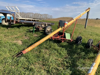 Westfield W60-26 6 in x 26 ft Grain Auger