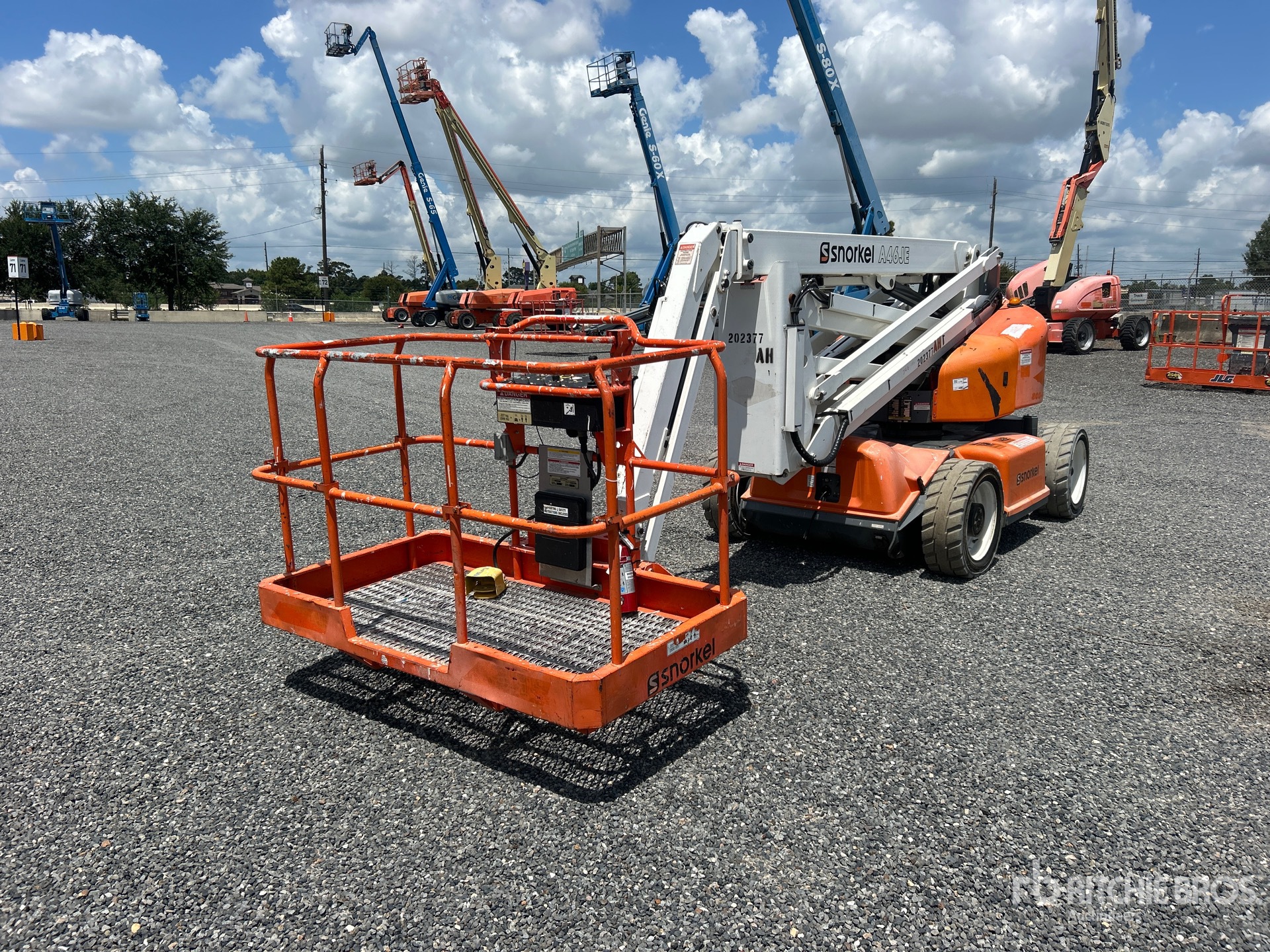 2018 Snorkel A46JE 2WD Electric Electric Articulating Boom Lift