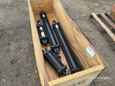 Quantity of (4) Hydraulic Cylindre
