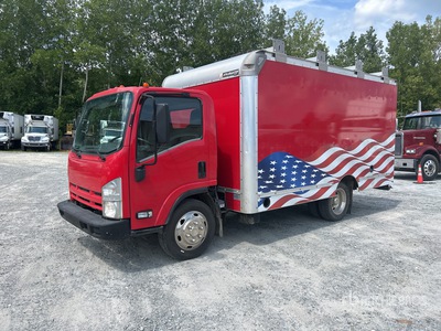 2015 Isuzu NPR 4x2 Moving Van Truck