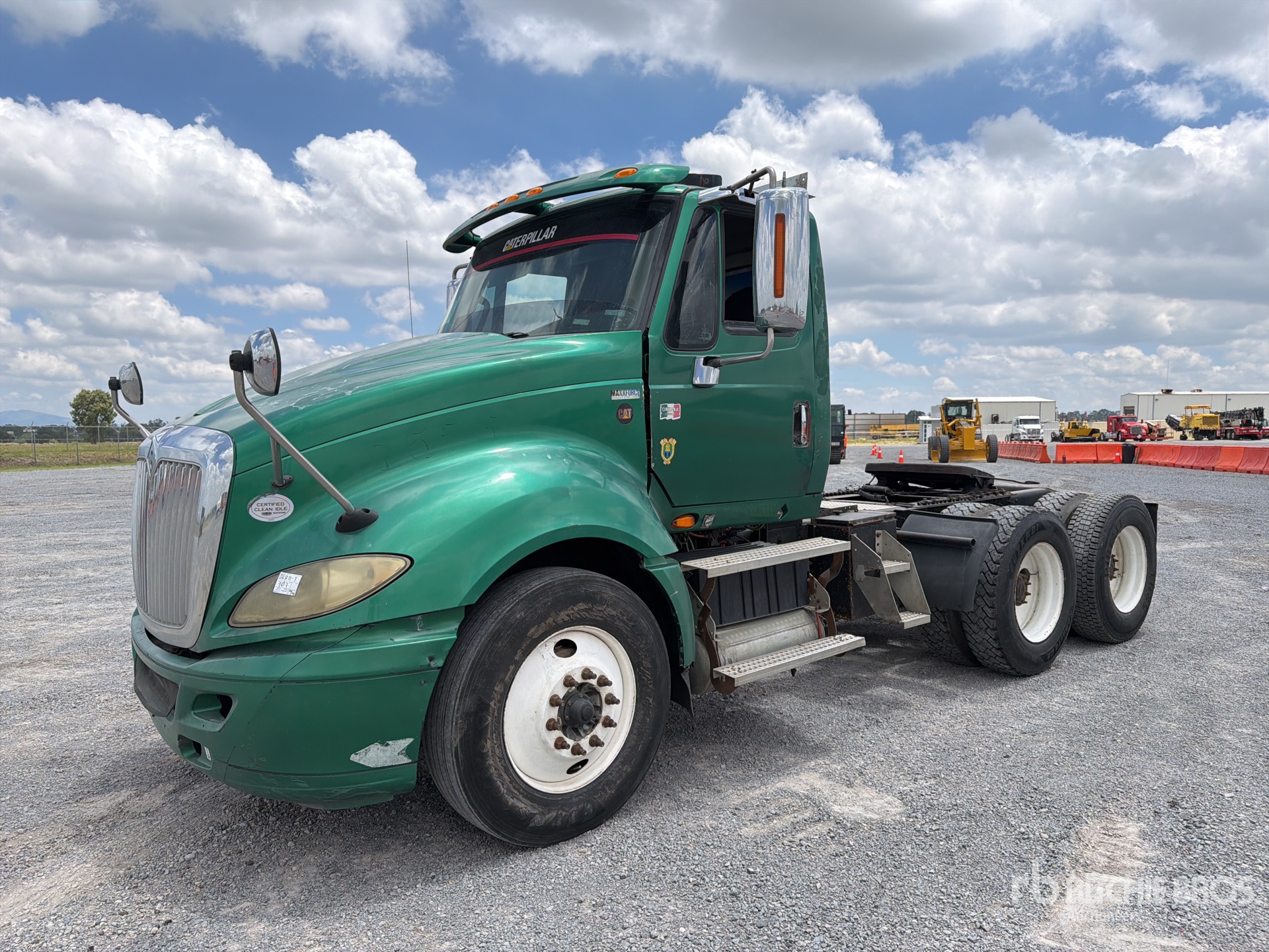 2012 International ProStar+ 122 6x4 Tractocamion / T/A Day Cab Truck Tractor