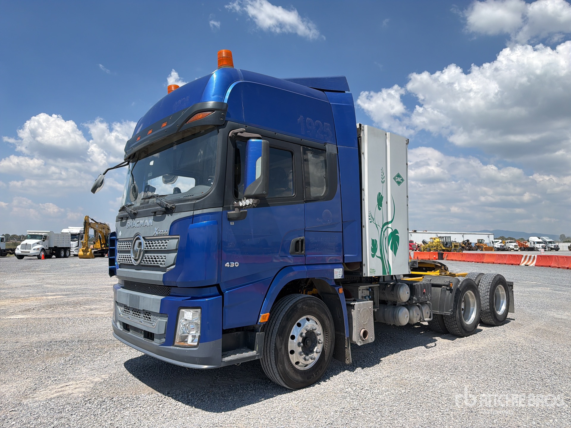 2023 Shacman X3000 CNG 6x4 Tractocamion con Dormitorio / T/A Cabover w/ Sleeper
