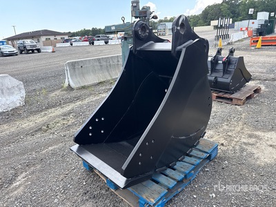 Craig 32 in Digging Heavy Duty Trenching Excavator Bucket (Unused)