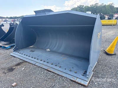 Craig ZW370-5B 136 in General Purpose Wheel Loader Bucket (Unused)