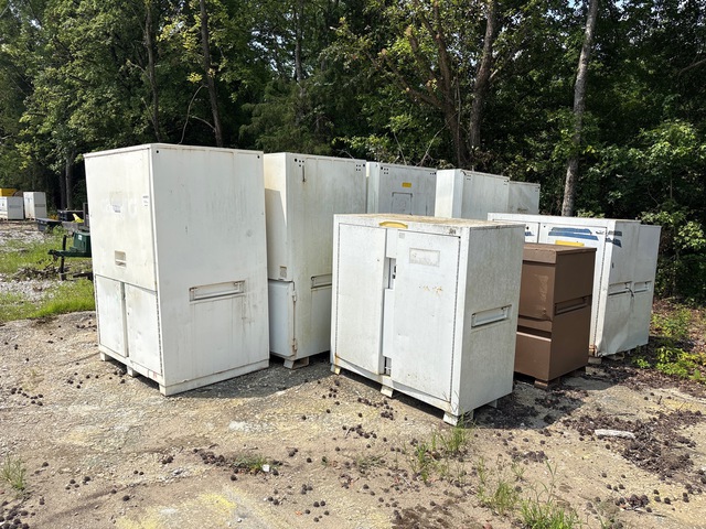 Quantity of (13) Job Site Boxes