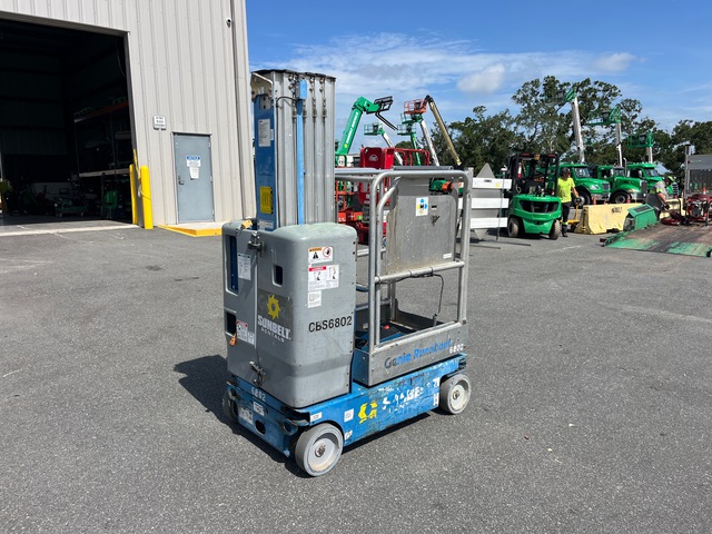 2015 Genie GR-20 Vertical Mast Lift