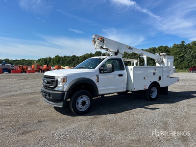 2021 Altec on 2021 Ford F-450 XL 4x2 Camion Nacelle