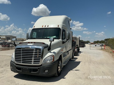 2015 Freightliner Cascadia 125 Tracteur routier couchette (Inoperable)