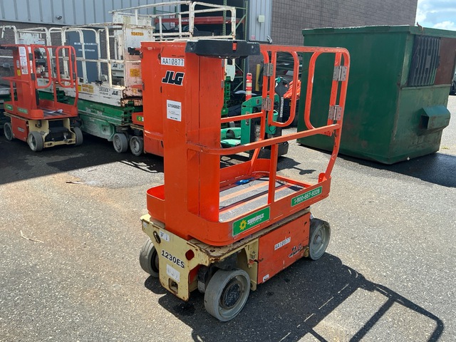 2015 JLG 1230ES Vertical Mast Lift
