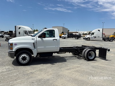 2023 International CV515 SFA 4x2 Cab and Chassis