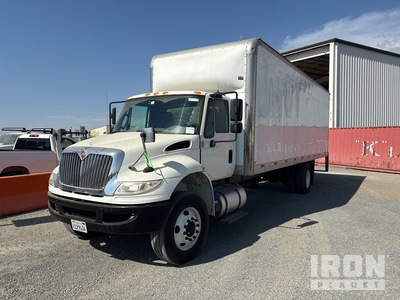2017 International 4300 SBA 4x2 Camion fourgon