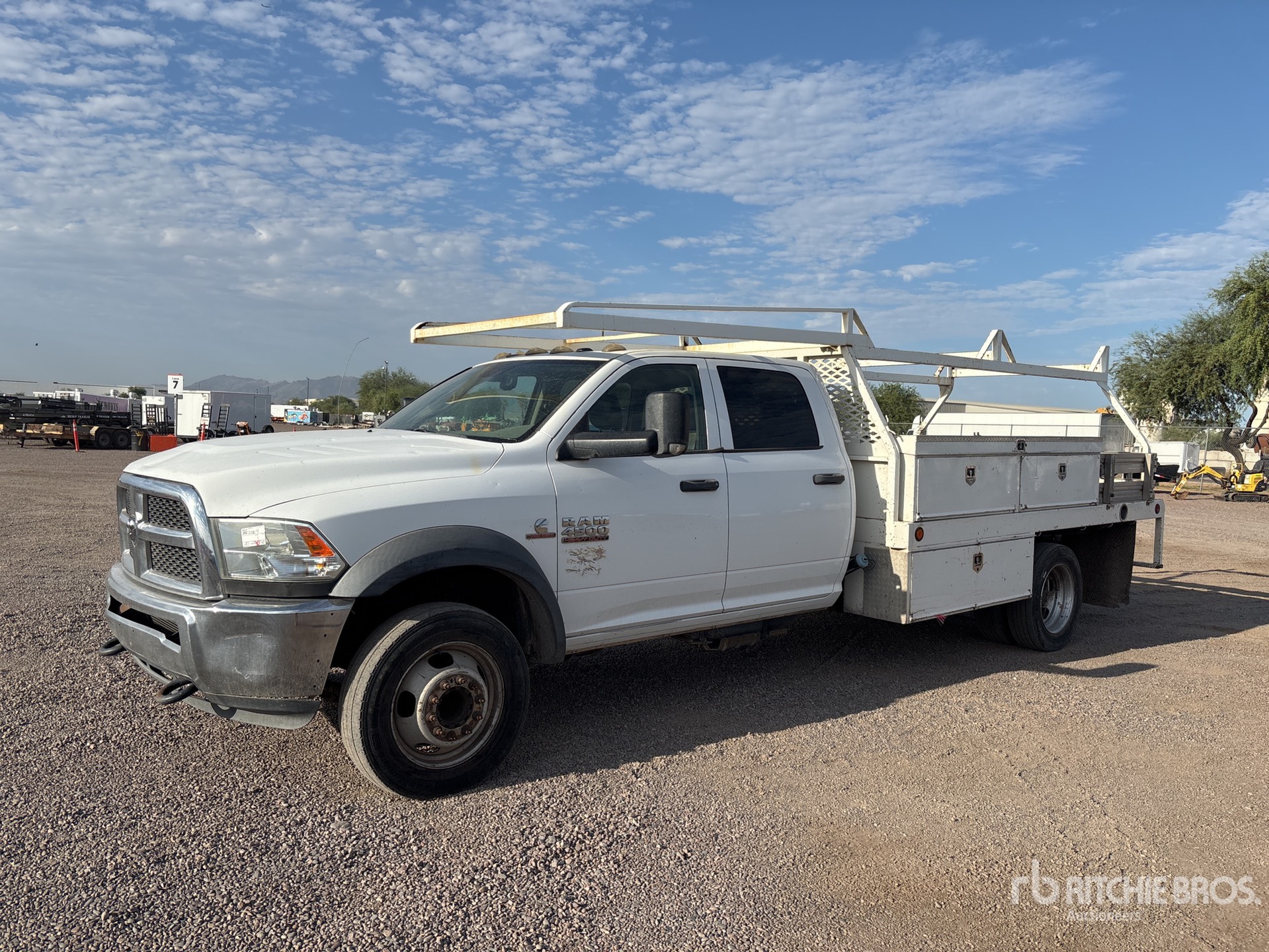 2014 Ram 4500 4x2 Crew Cab Flatbed Truck