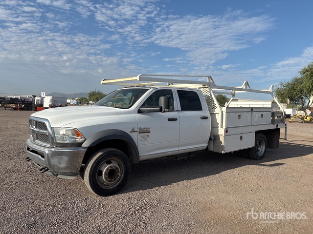 2014 Ram 4500 4x2 Crew Cab Flatbed Truck