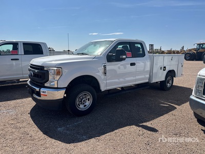 2022 Ford F-250 XL 4x4 Extended Cab Utility Truck