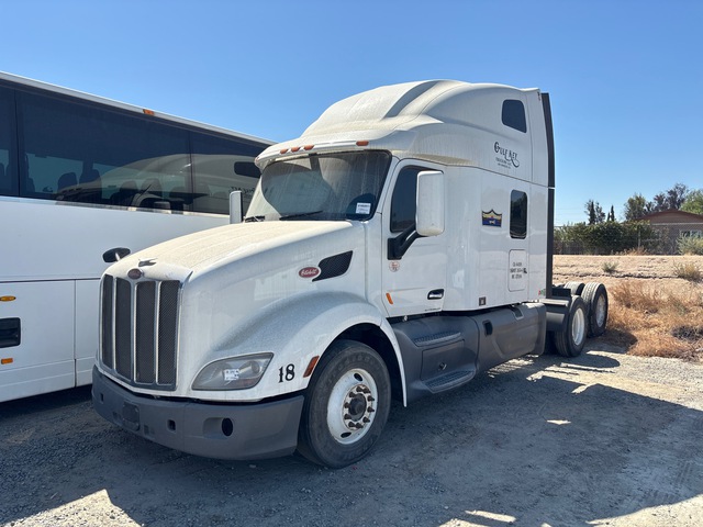 2019 Peterbilt 579 6x4 T/A Sleeper Truck Tractor