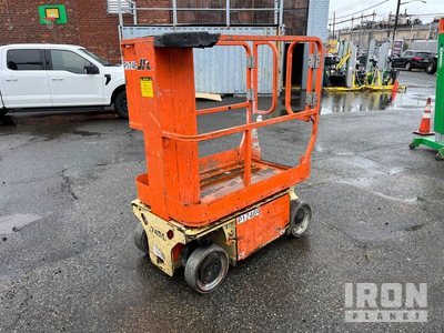 2014 JLG 1230ES Ascenseur à mât vertical