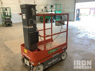 2017 Skyjack SJ12 Verticale mastlift