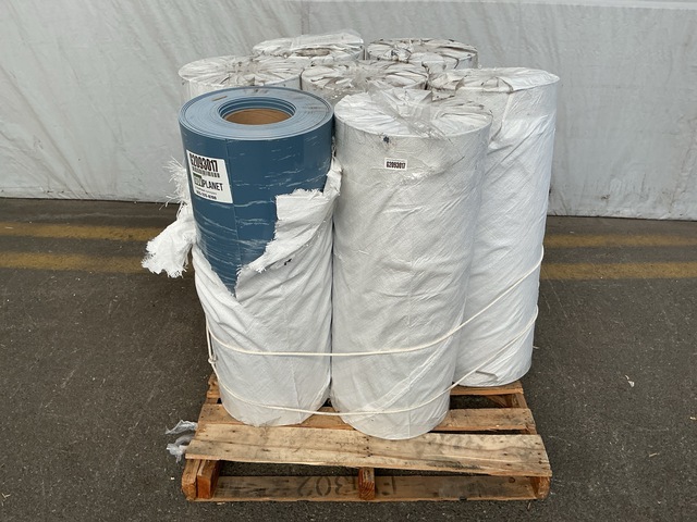 (7) Rolls of 67459040 Blue Marbleized Floor Matting
