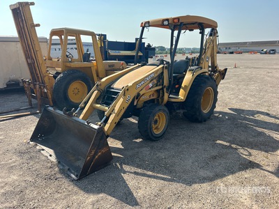 2003 John Deere 110 4x2 Retroexcavadora (Inoperable)
