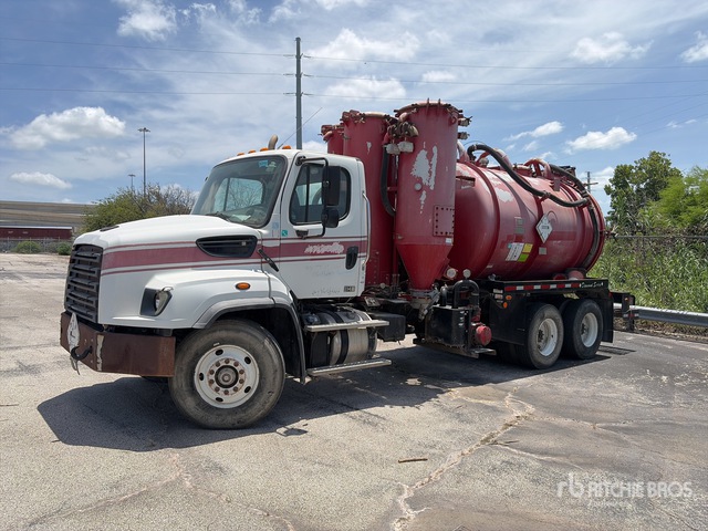 Vacuum Tanker Trucks