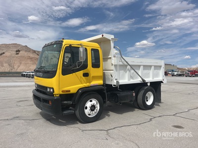 2000 Isuzu FTR 4x2 Dump Truck