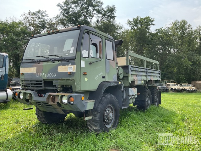 1997 Stewart & Stevenson M1083 MTV 6x6 Cargo Truck