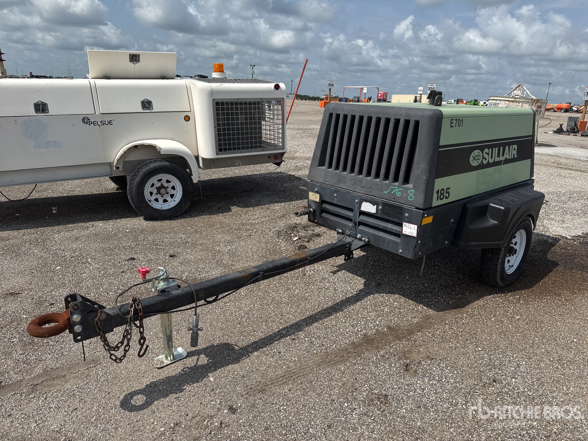 2017 Sullair 185D DPQ KU4F 185 cfm Skid-Mounted Air Compressor