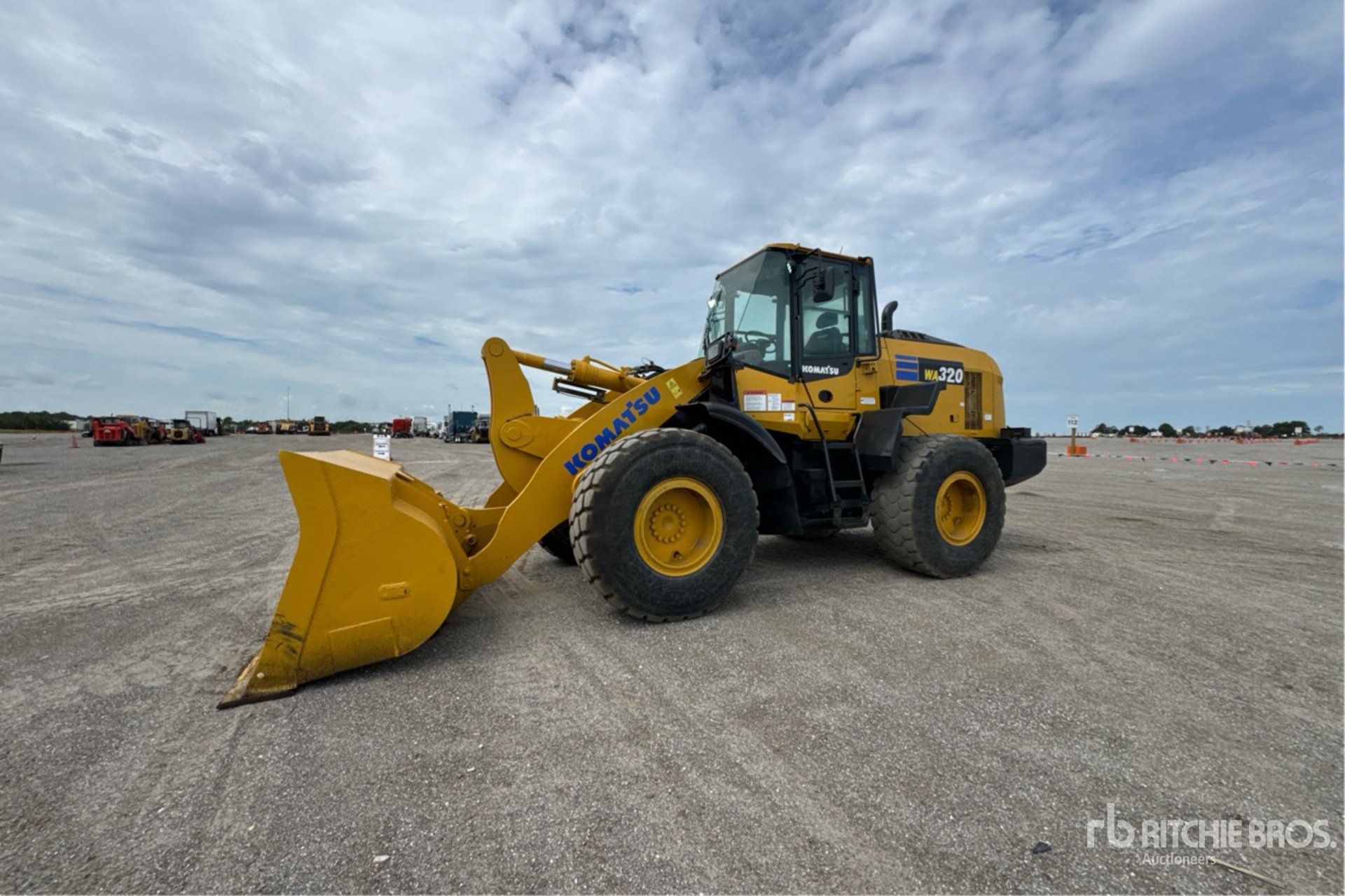 2019 Komatsu WA320-8 Wheel Loader