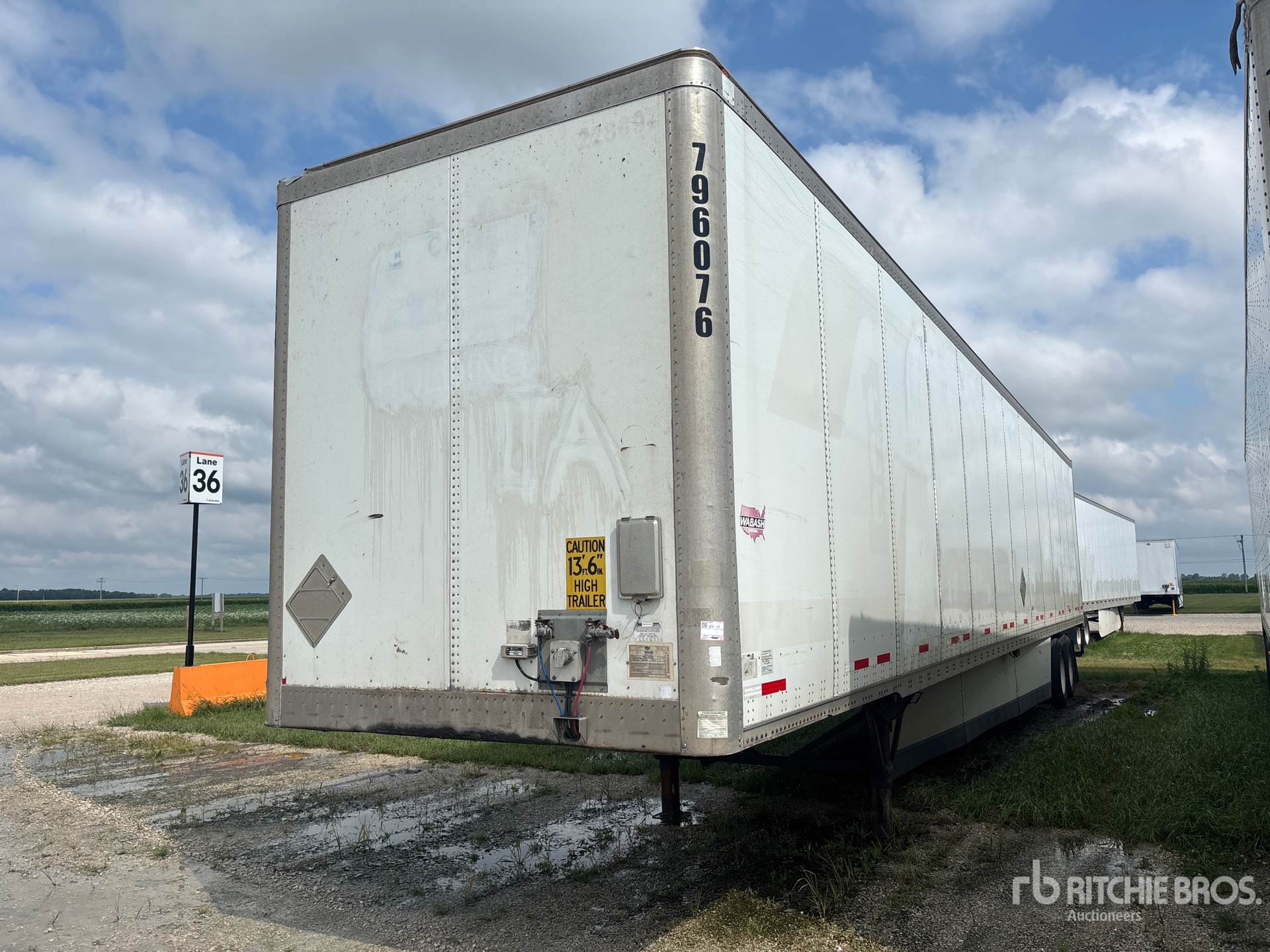 2014 Wabash DVLSHPC 53 ft x 102 in T/A Van Trailer