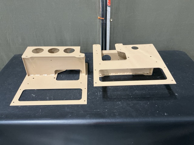 (8) Oshkosh 3862567 Vehicular Components Brackets