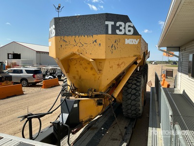 2001 Moxy MT36 End Dump Trailer