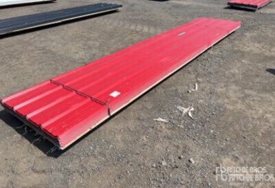 Quantity of (100) 3 ft x 16 ft Red Steel Siding Roofing Sheets Attrezzatura industriale (Unused)