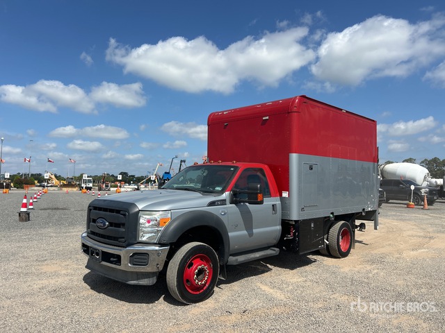 2014 Ford F-550 XL 4x2 Van Truck