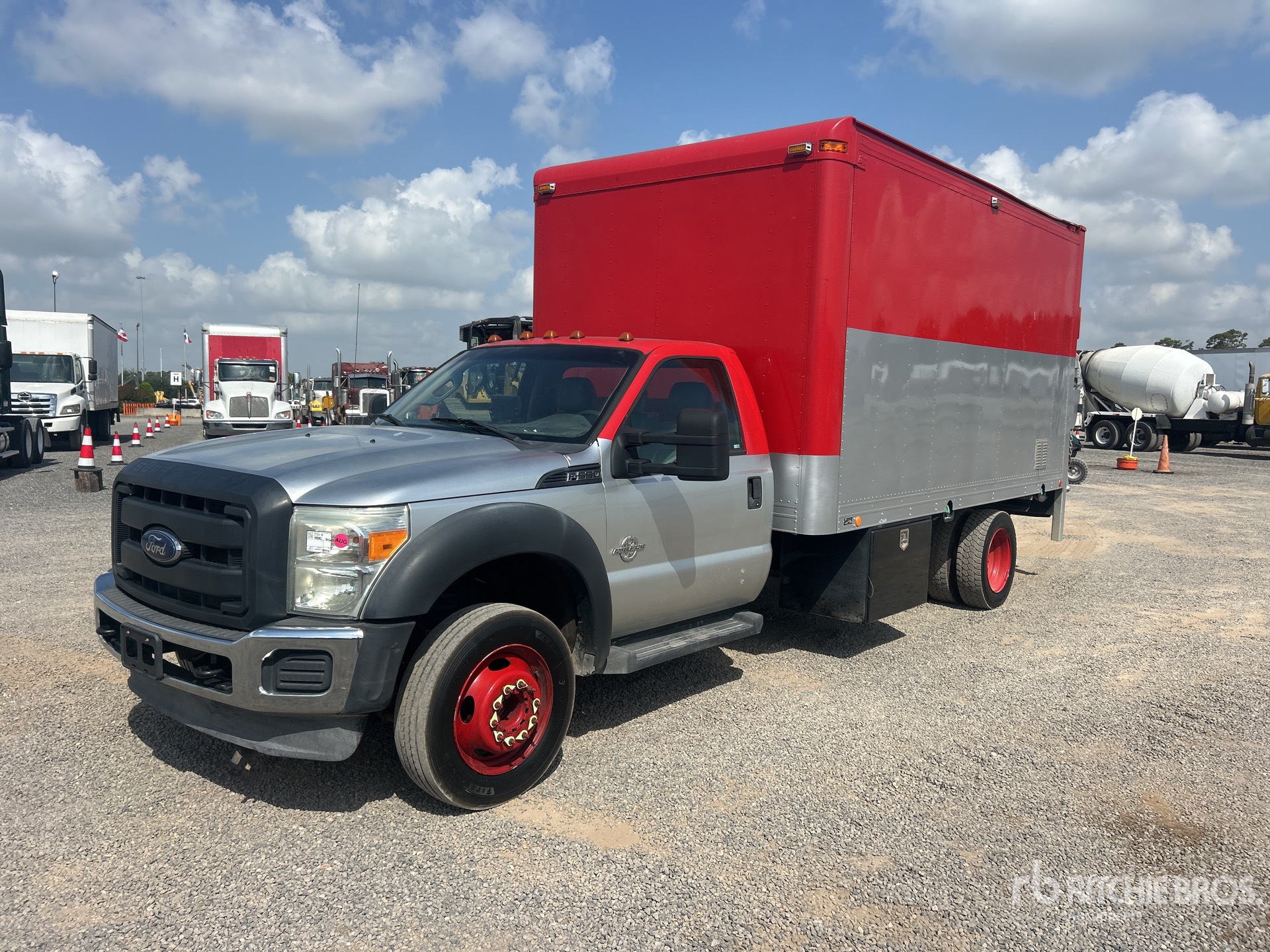 2013 Ford F-550 4x2 Van Truck