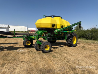 2020 John Deere 1910H 430 bu Tow-Behind Air Cart