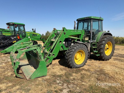 1998 John Deere 7810 جرار ذو دفع رباعي