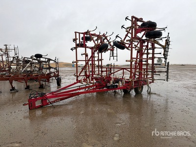 Wil-Rich 35 ft Cultivator