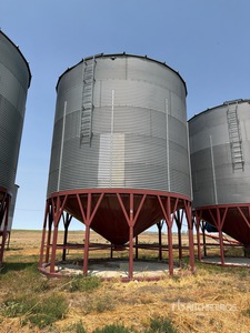 Micada +/- 4000 bu Graan bak