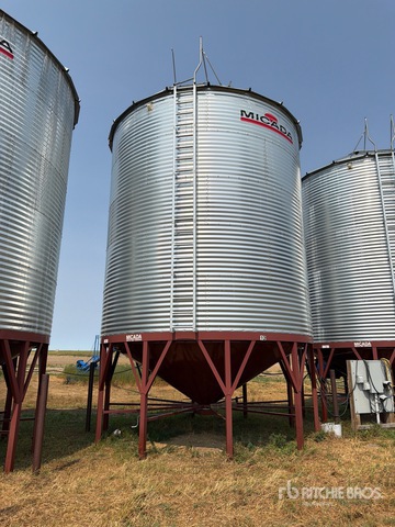 Micada +/- 4000 bu Grain Bin